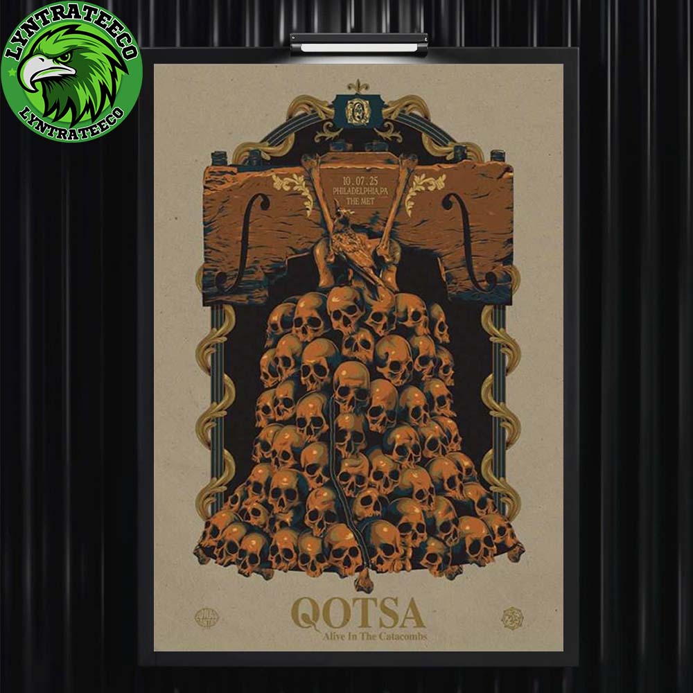 Queens Of The Stone Age At The Met In Philadelphia PA On Octorber 07 2025 Home Decor Poster Canvas Queens Of The Stone Age At The Met In Philadelphia PA On Octorber 07 2025 Home Decor Poster Canvas